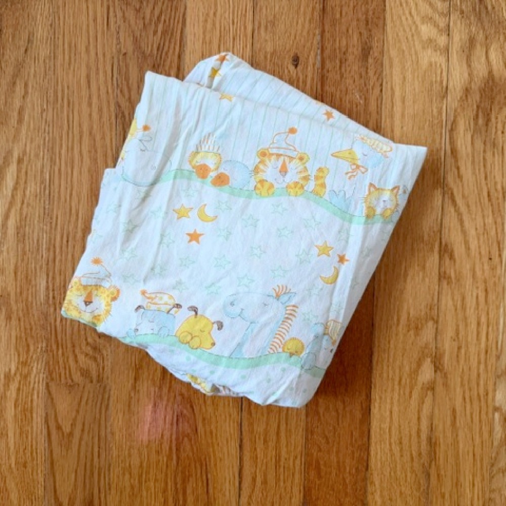 Vintage Sleeping Animals crib sheet